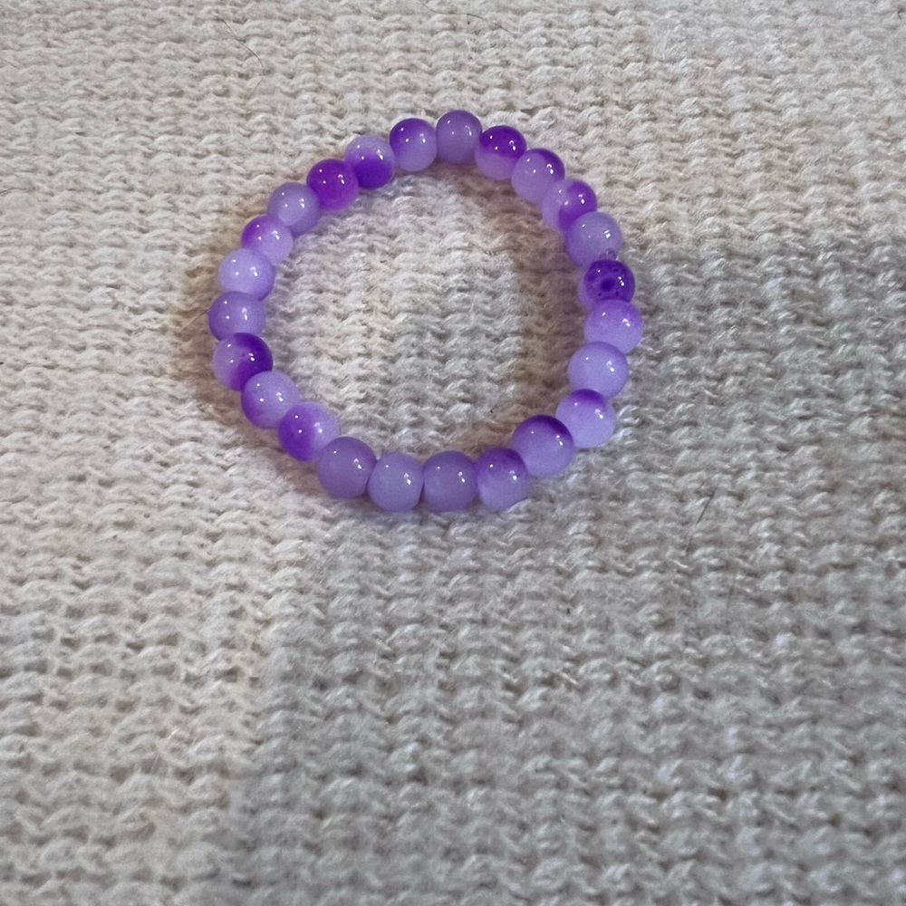 💜HP💜 Lot of Two Handmade Children’s Purple Beaded Bracelets, Size 5.5” - Picture 2 of 7